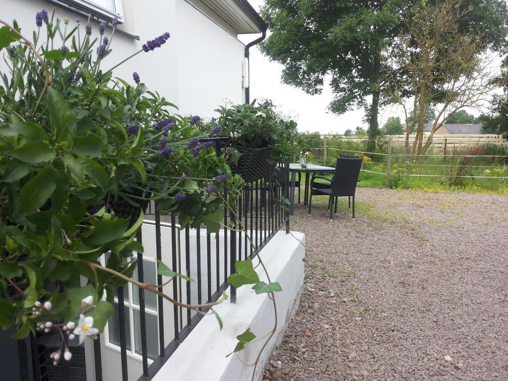 Laegenhet Lillisgarden Guest House Vallakra Exterior photo